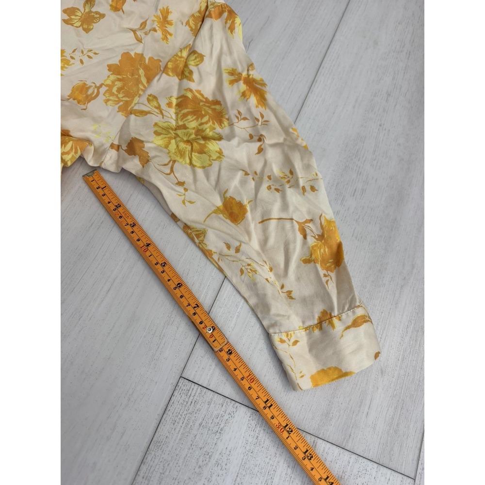 Free People Silk Button Down Shirt Sz S‎ Floral Yellow Open Back - Picture 9 of 9